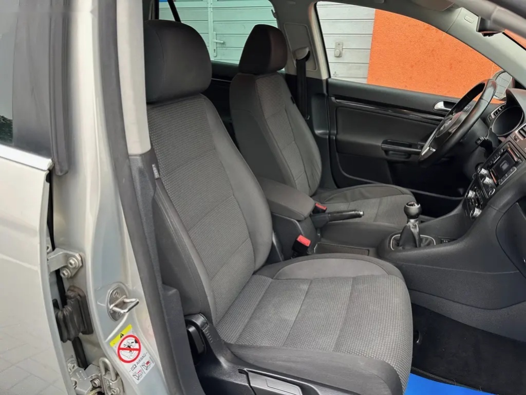 Volkswagen Golf, 1.4 TSI 90KW 1.maj.,NAVI - 15