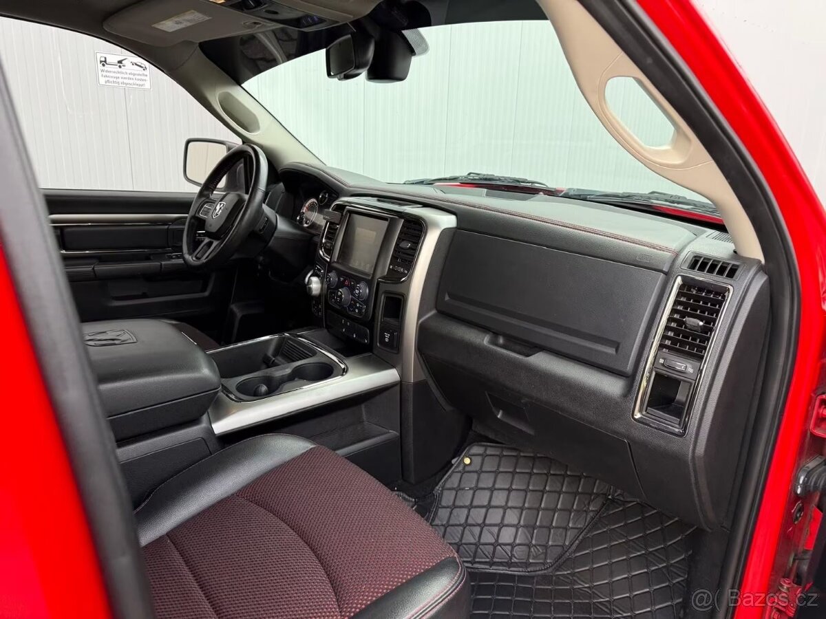 Dodge RAM 5.7 SPORT CREWCAB (č.1131) - 15