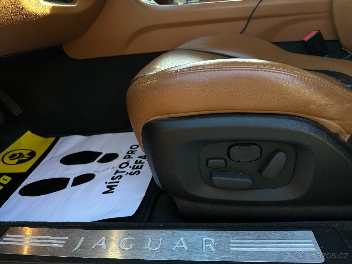 Jaguar XF 2012 - 15
