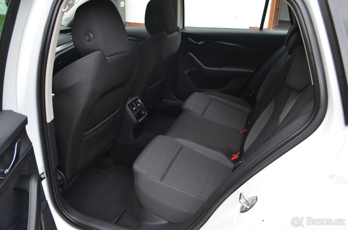 PRODÁM ŠKODA OCTAVIA COMBI IV 2.0TDI 150PS DSG 2022 - 15