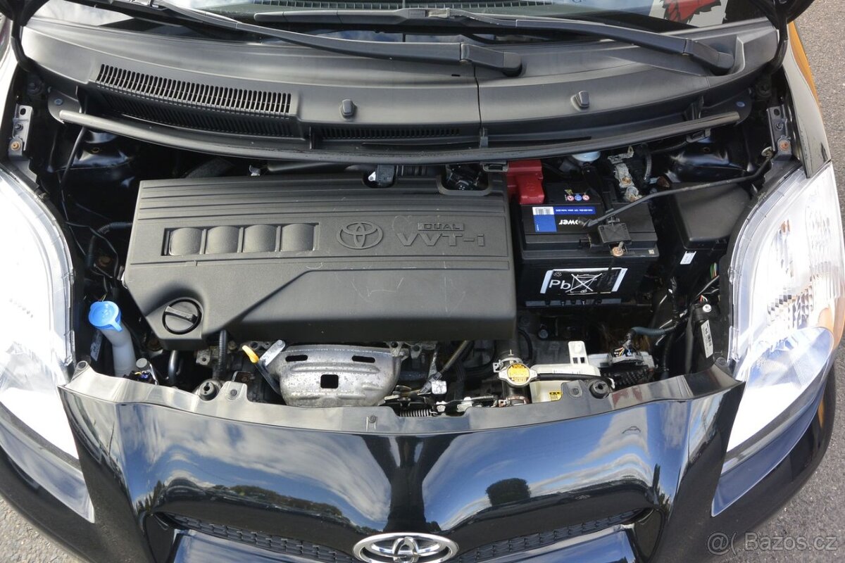 PRODÁM Toyota Yaris 1.3VVT-i 6kv 70tis km - 15