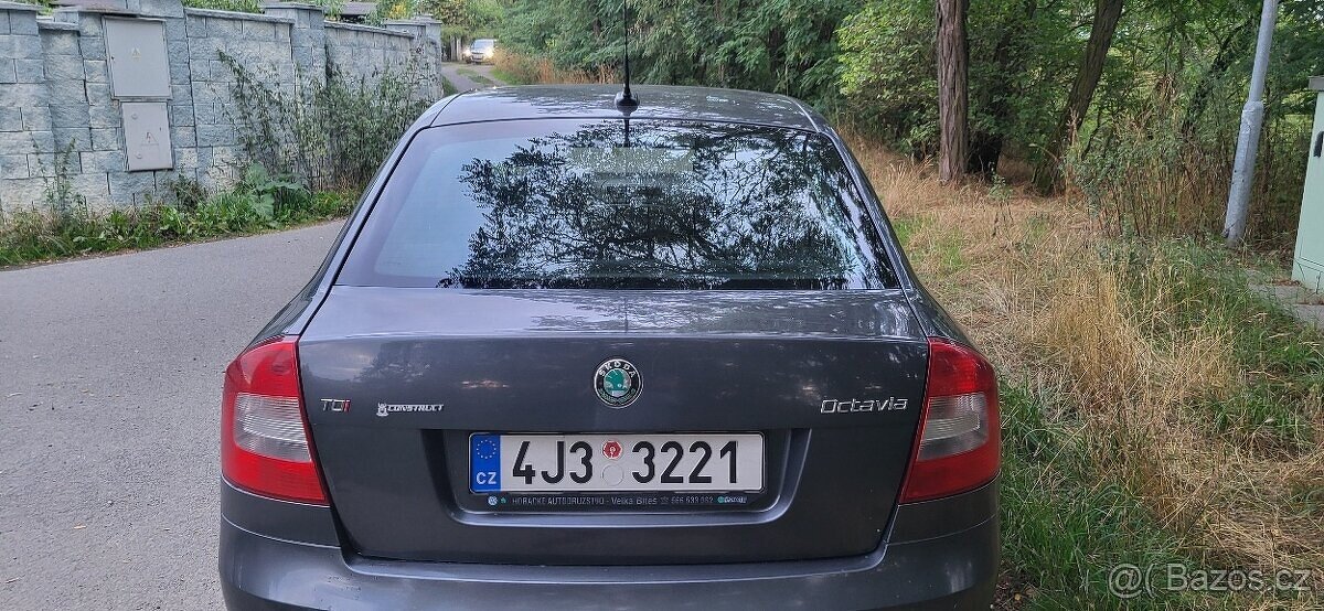 Škoda Octavia II 2.0 TDI CR 103 KW Elegance 2012 Webasto CZ - 15