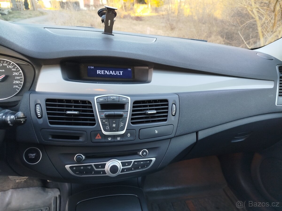 Renault Laguna 2011 - 15