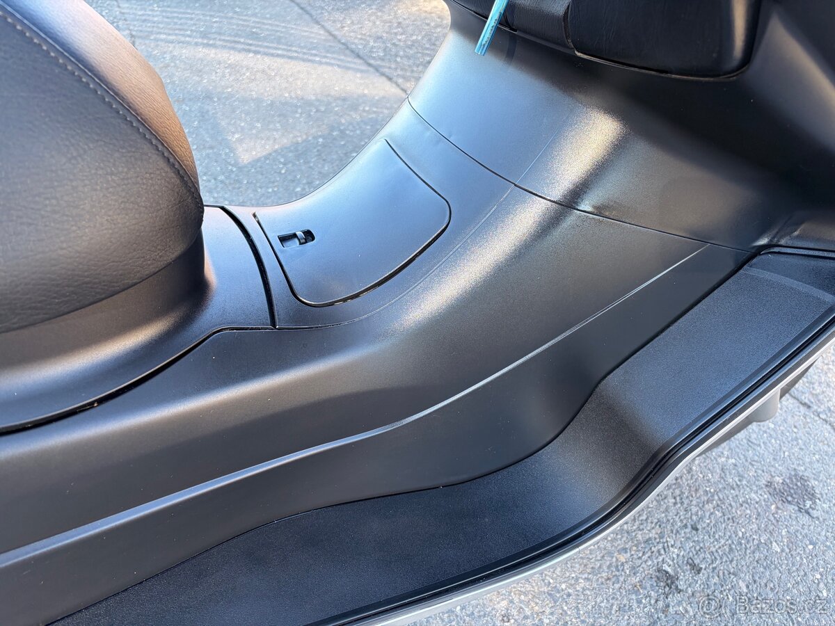 Yamaha Majesty 400 - 15