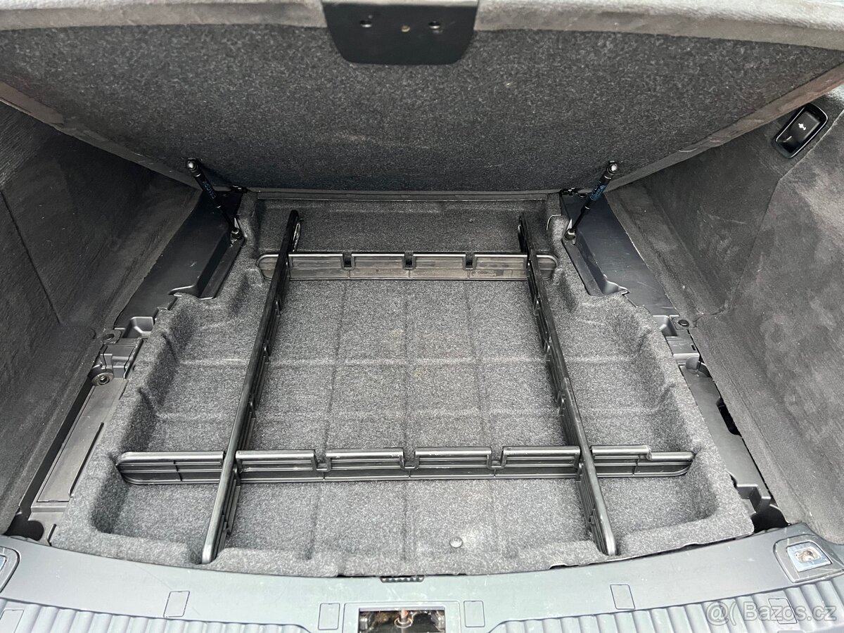 BMW 525Dtouring, 230000 km, automat, kůže, šíbr, idrive - 15