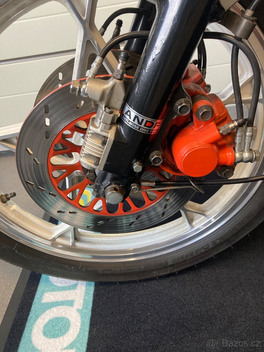 SUZUKI GS 650 Katana - 15