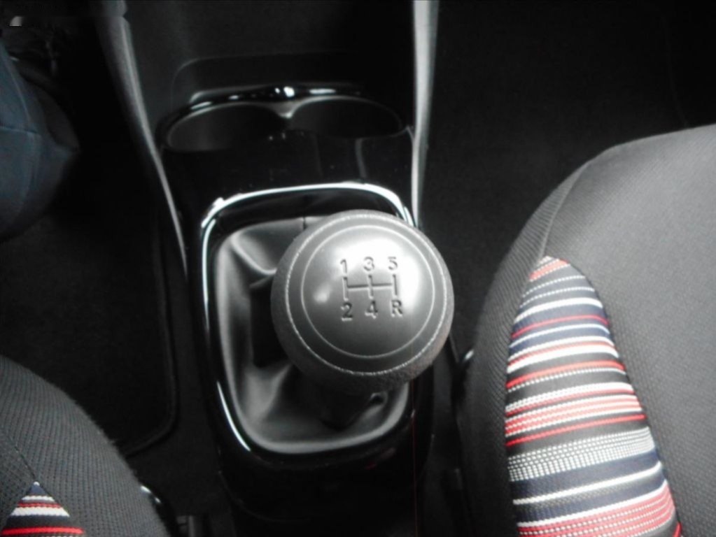 Citroën C1,1,0 VTi - 15