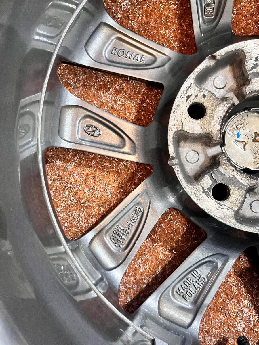 5x114.3 R16 originál disky Hyundai i30 - 15