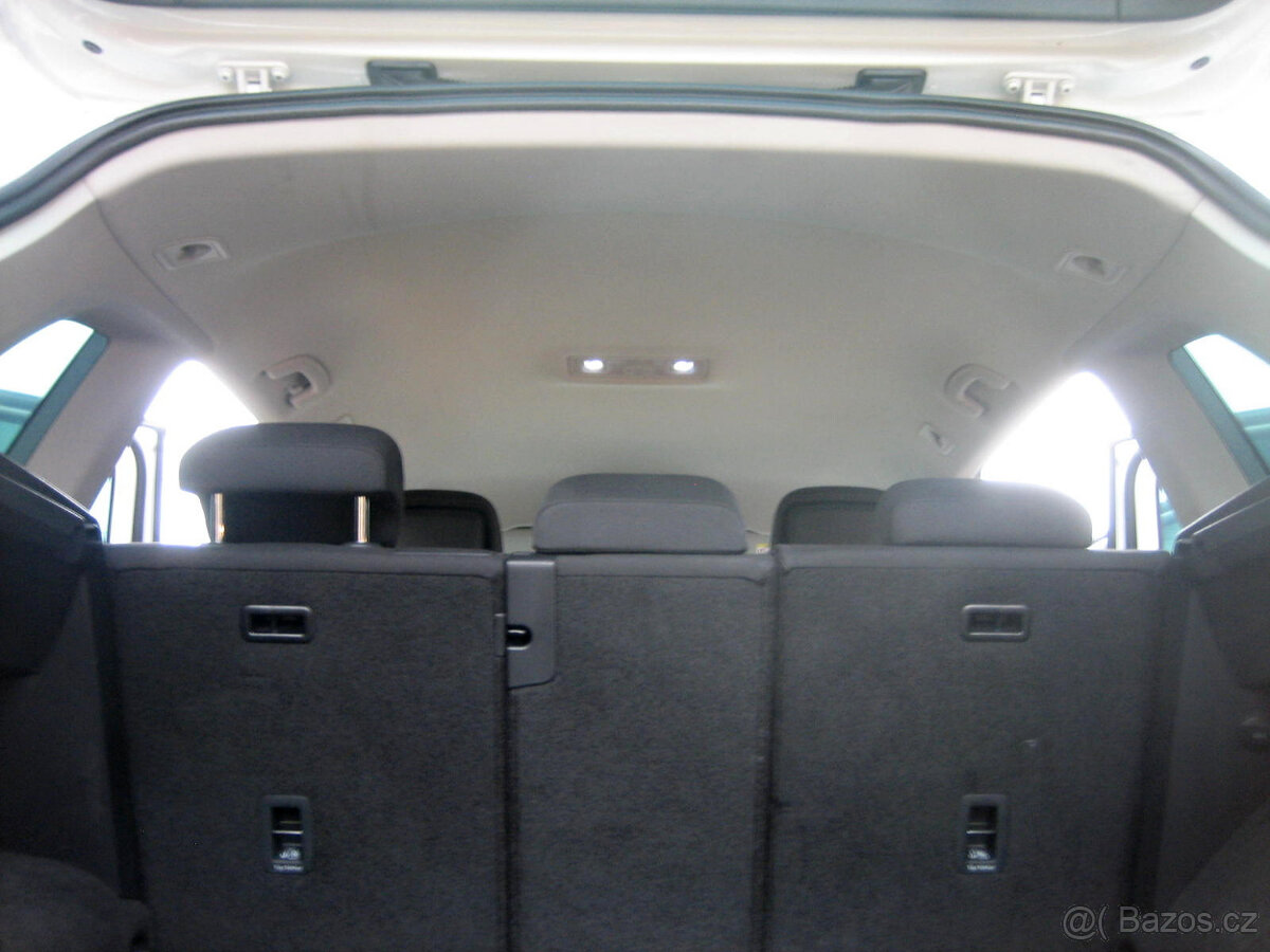 VW TIGUAN 2,0 TDI Highline 4x4 tažné 2x kola ACC DSG LED DPH - 15