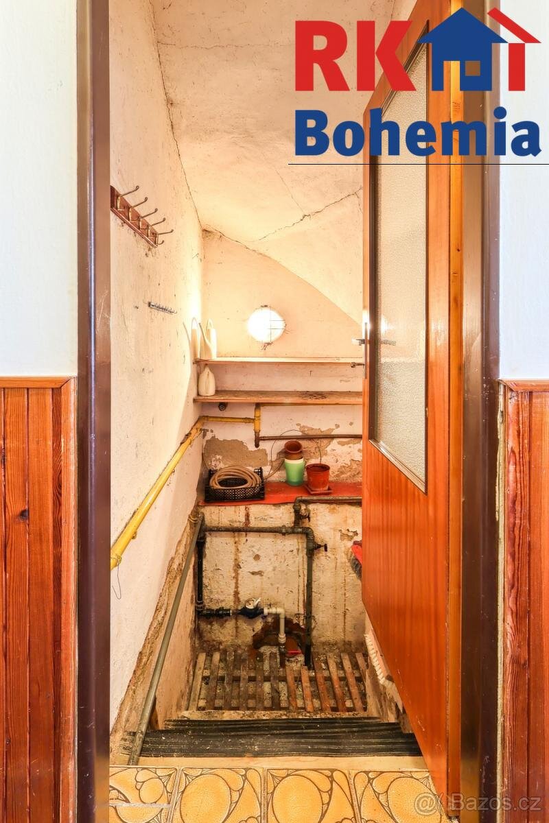 Prodej rodinného domu 2+1 s garáží s pozemkem 1177 m2 v Česk - 15