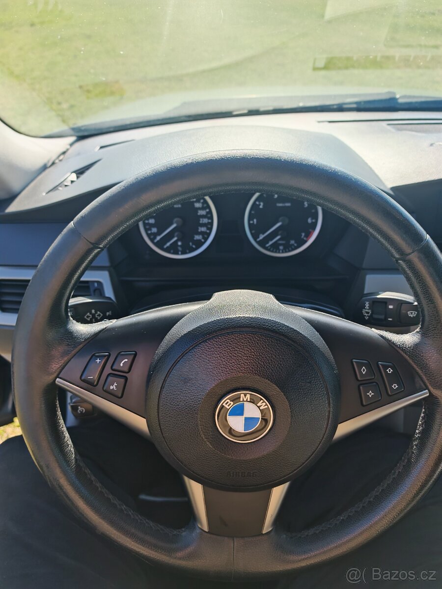 BMW E60 - 15