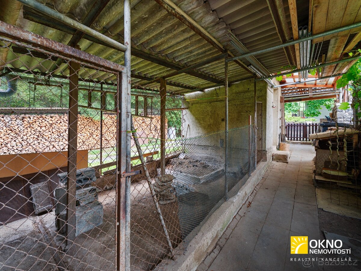 Rodinný dům s garáží a zahradou - 15