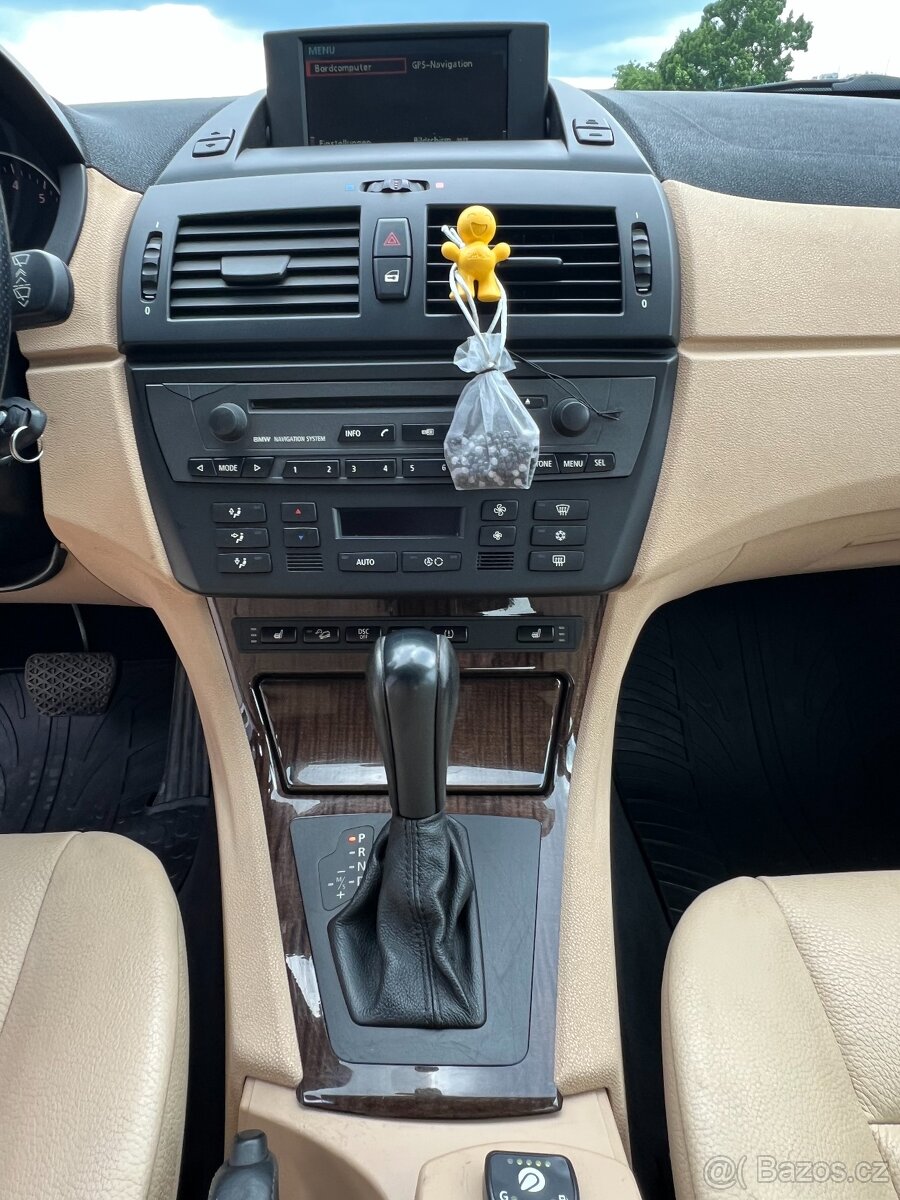 BMW X3 3.0i LPG PANORAMA XENONY NOVÉ BRZDY AUTOMAT - 15