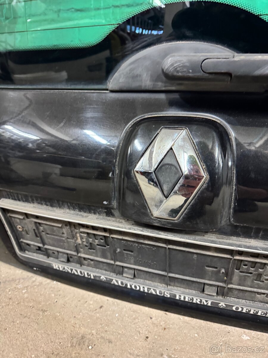 Renault Clio 1, zadní 5. (páté) dveře - 15