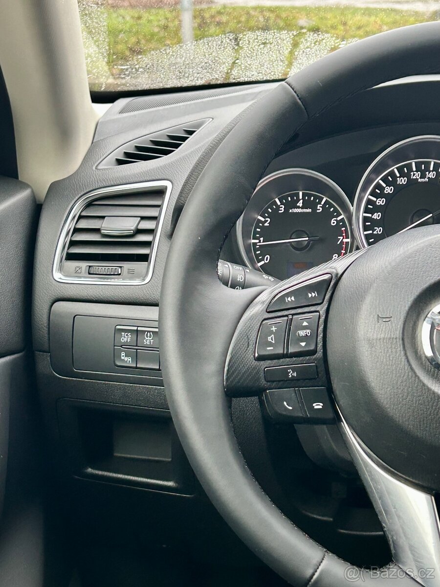 Mazda CX-5 2.0i BENZIN 4x4 MANUÁL-LED-NAVI-PDC-SERVISKA - 15
