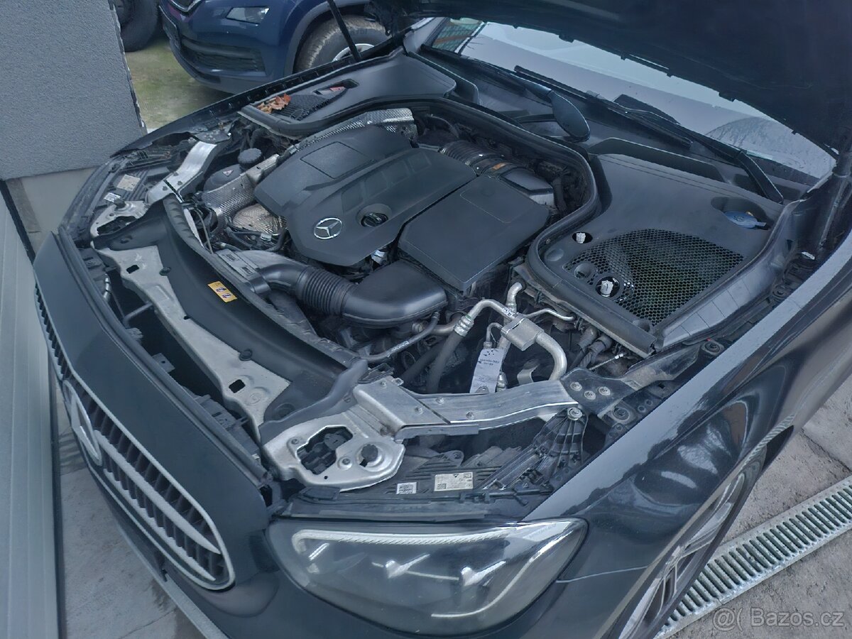 Mercedes Benz W213 E 220d Facelift Rok 2021 143 kW - 15