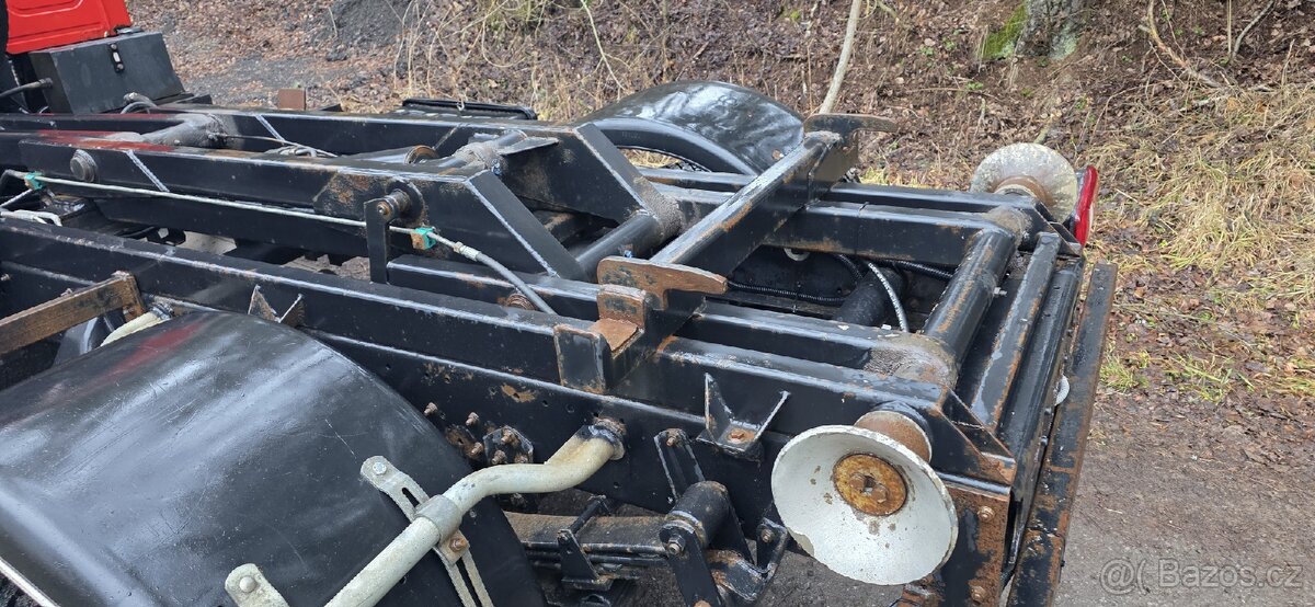 MAN L2000 hákový nosič kontejnerů - 15