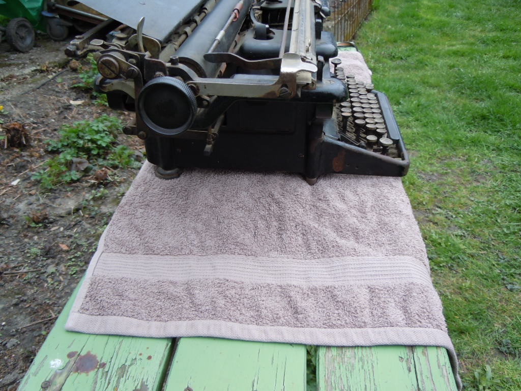 STARÝ PSACÍ STROJ REMINGTON 12 - 15