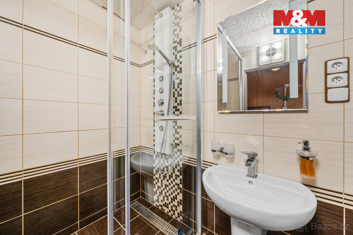 Prodej nájemního domu, 327 m², Červený Kostelec - 15