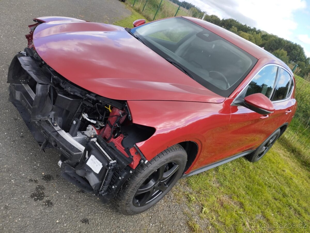 Alfa Romeo Stelvio 2.0T 206kw HAVAROVANÉ, DPH -akce - 15