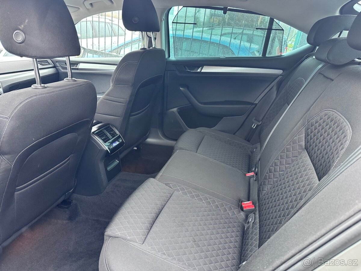 Škoda Superb 1.6TDi DSG,KAMERA,NOVÁ SPOJKA - 15
