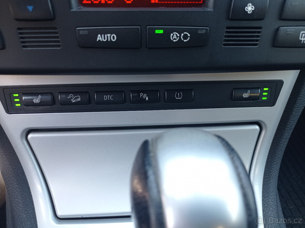 BMW X3 2.0d 130kW/4x4/M-Paket - 15