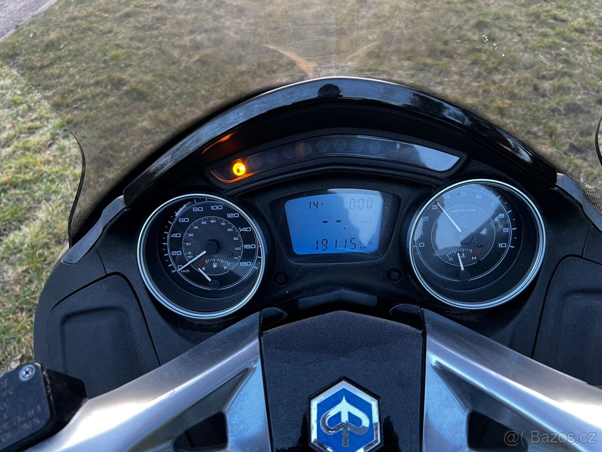 Piaggio X10 350 - 15