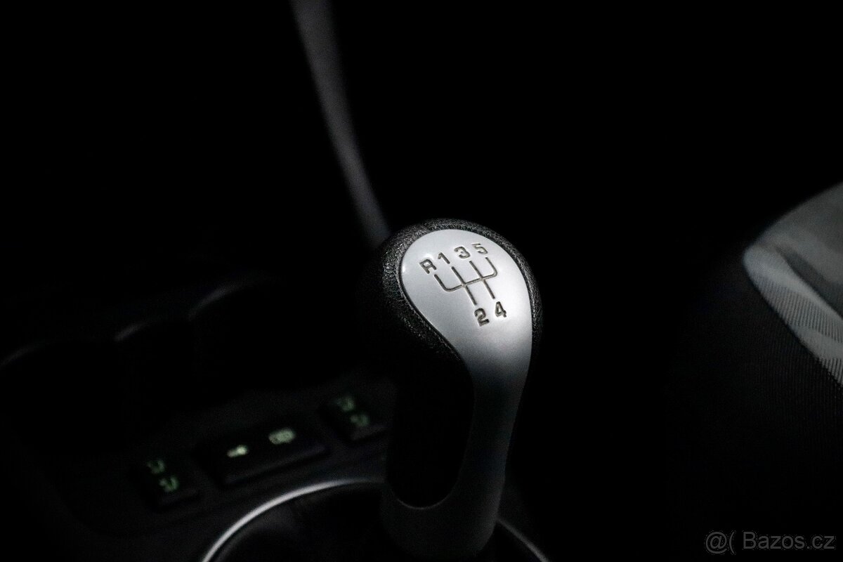 Škoda Fabia 2 1.4i 16v 63kW Style Edition 99.000 km - 15