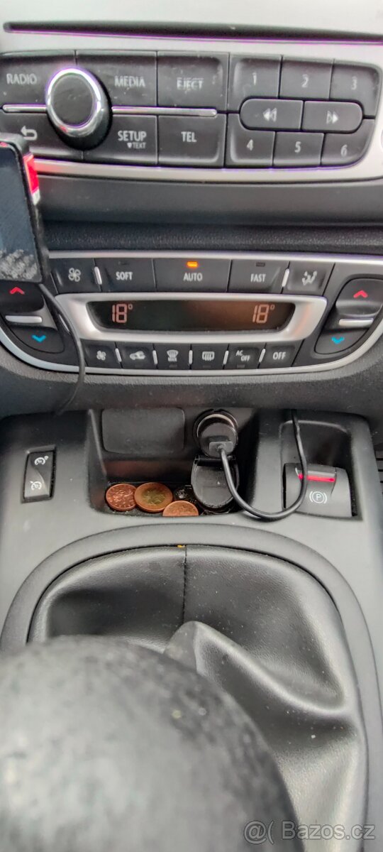 Grand Scénic 7 míst - 15