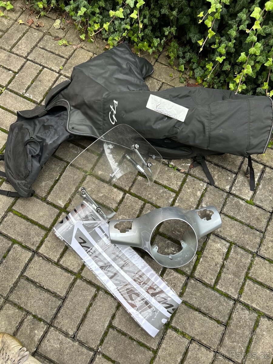 Vespa GTS 250 plně vybavená - 15
