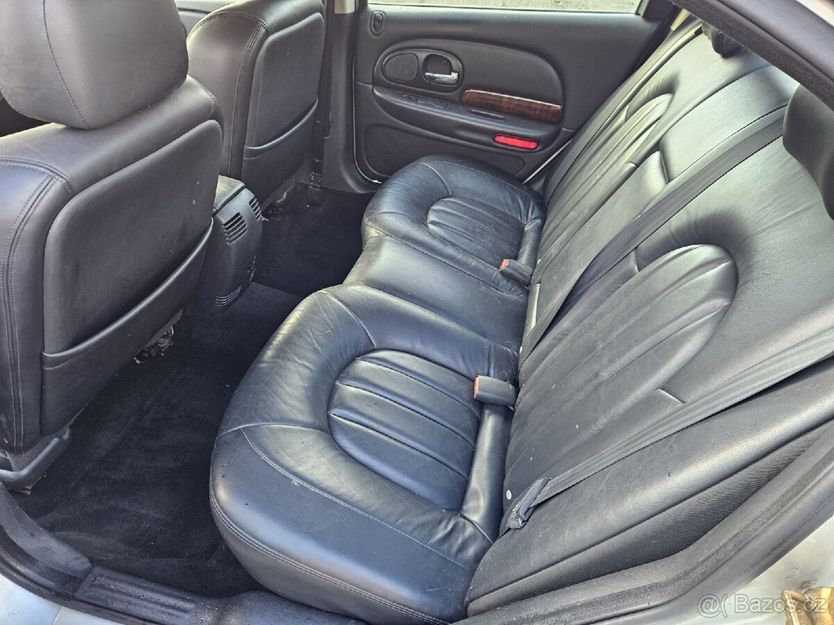 CHRYSLER 300M - 15