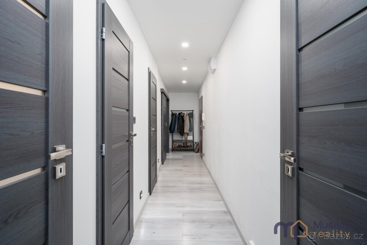 Prodej bytu 3+1 80 m2 - 15
