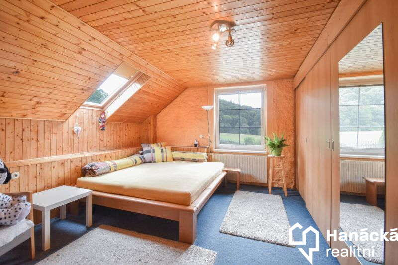 Prodej hezkého domu v Jeseníkách - 15