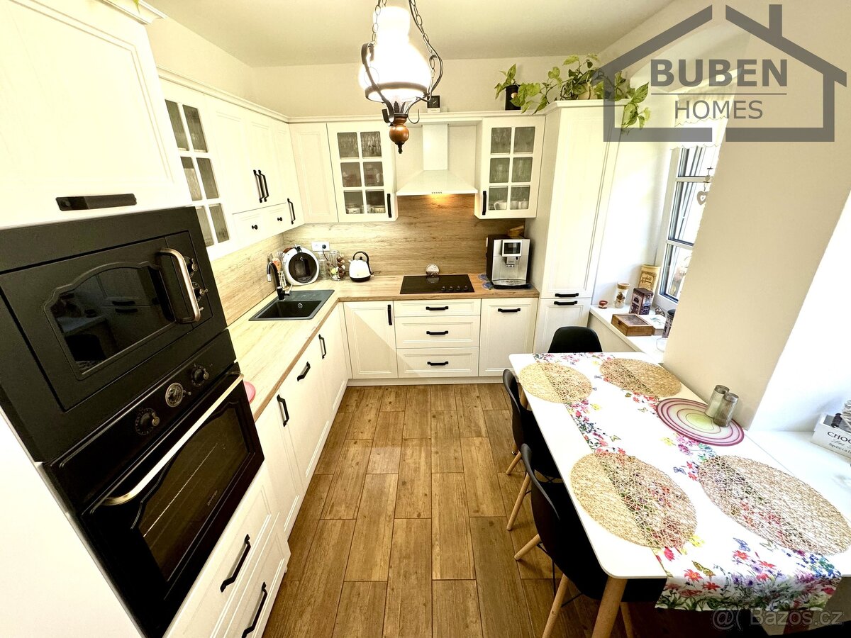 Venkovské stavení 5+1 po kompletní rekonstrukci (320 m²) se - 15