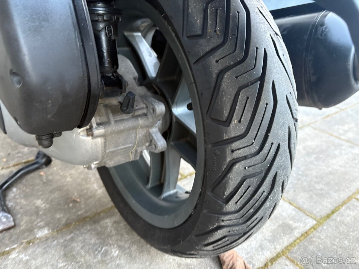 Piaggio x7 125 2008 - 15