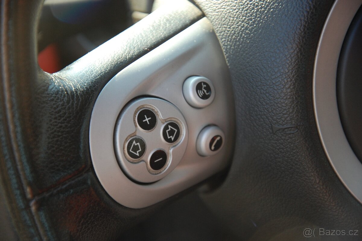 MINI Cooper 1,6D, najeto 125.000km , vynikající stav - 15