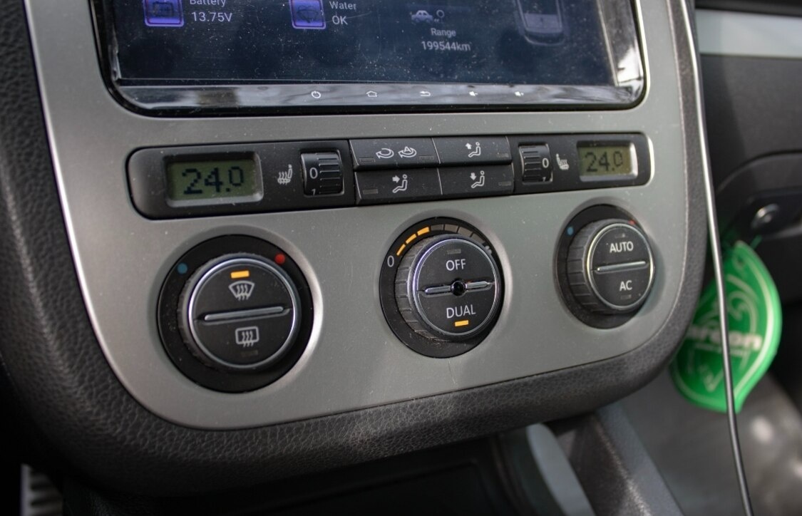 Volkswagen Scirocco 1.4 TSI 118 kW VW - 15