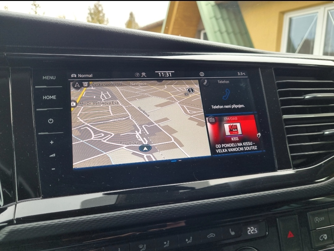 VW Multivan T6.1 Highline 2.0TDI 4x4 110kW DSG Tažné 2020 - 15