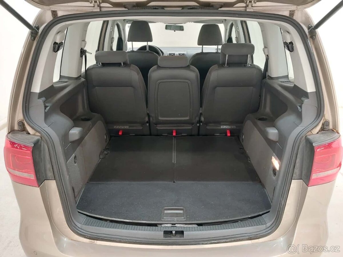 Volkswagen Touran 1.2 Tsi 7-MÍST 77KW 174tkm r.10/2012 TOP - 15