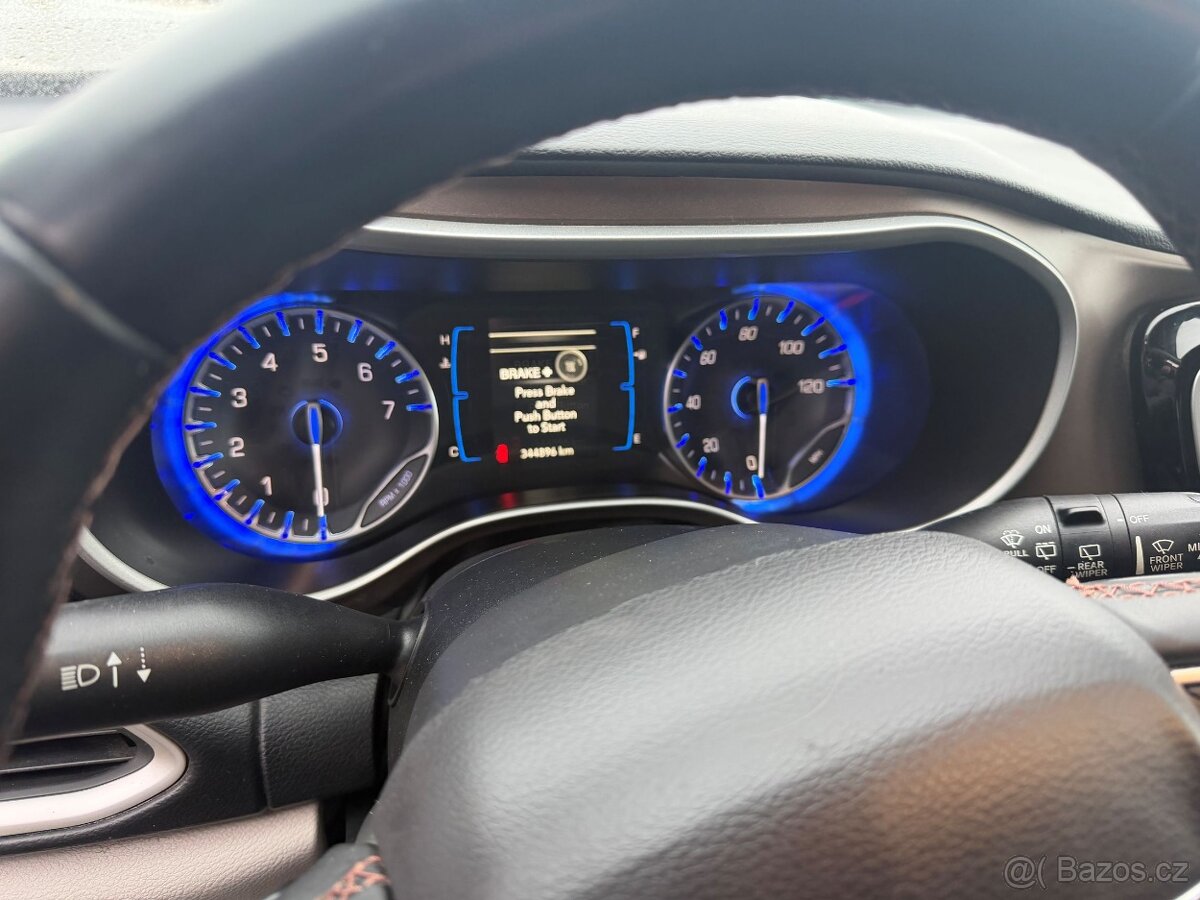 Chrysler Pacifica 3,6 Pentastar 8 míst 2017 DPH - 15