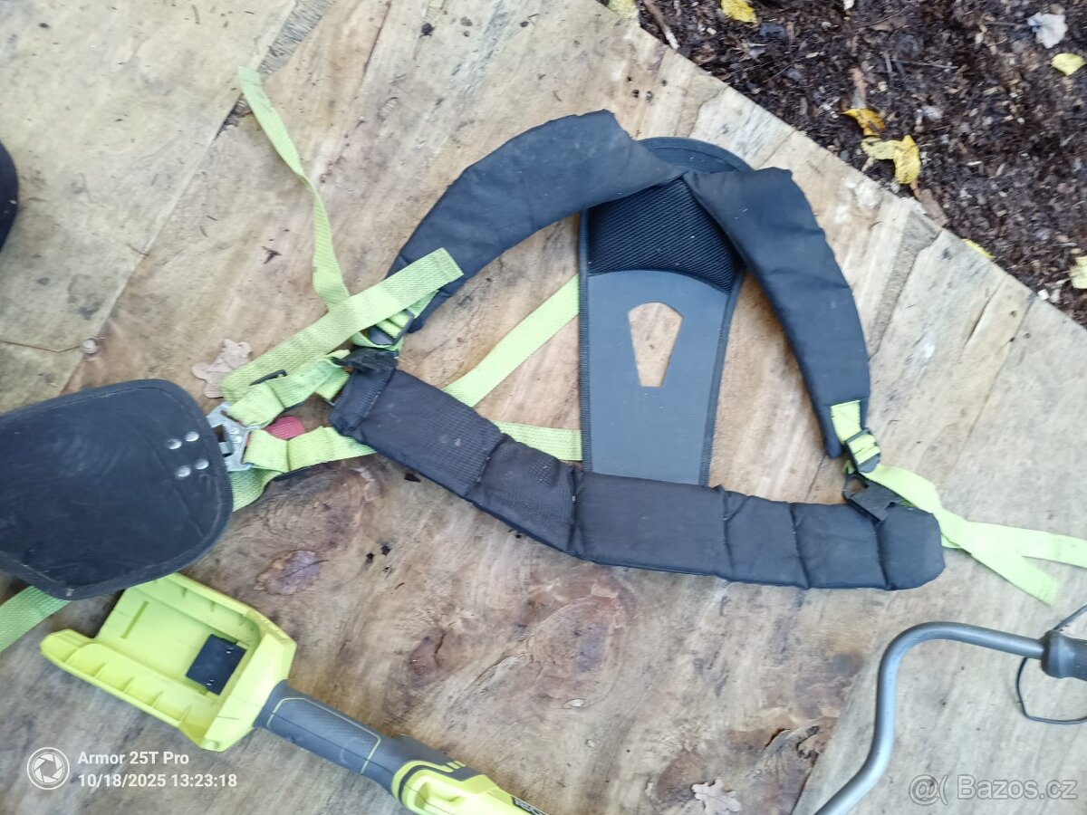 Akumulátorový křovinořez + sekačka RYOBI RBC36X26B - 15