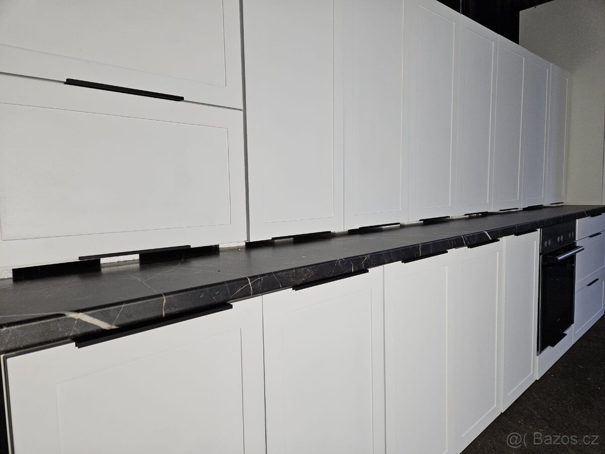 Nová kuchyňská linka s pracovní deskou - 15