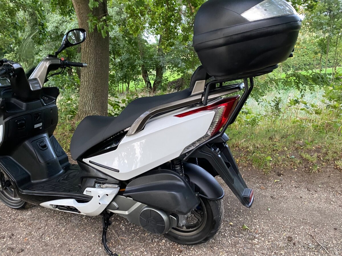 Kymco Grand Dink 300i - 15