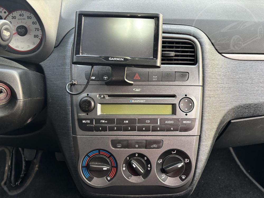 Fiat Grande Punto 1.4 16 v 95 ps Sport - 15