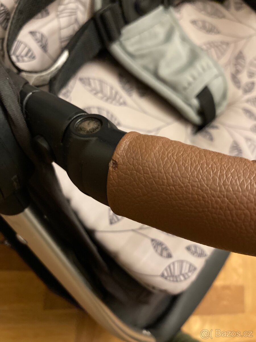 Kočárek Petite&Mars Royal 2023 v zimní výbavě - 15