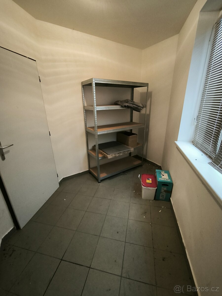 Pronájem bytu Břeclav - 15