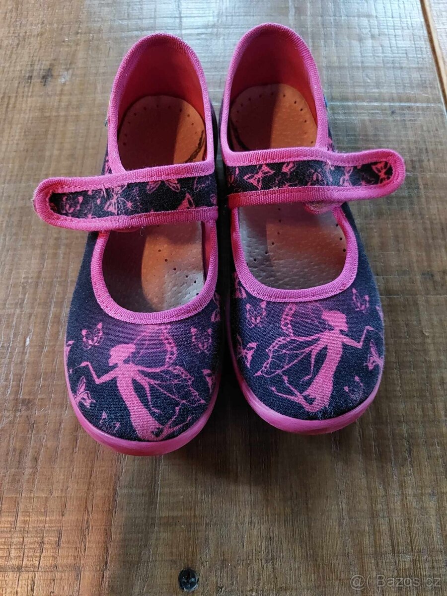 Boty pro holčičku mix veL 25-30 (baleríny, sandály, zimní..) - 15