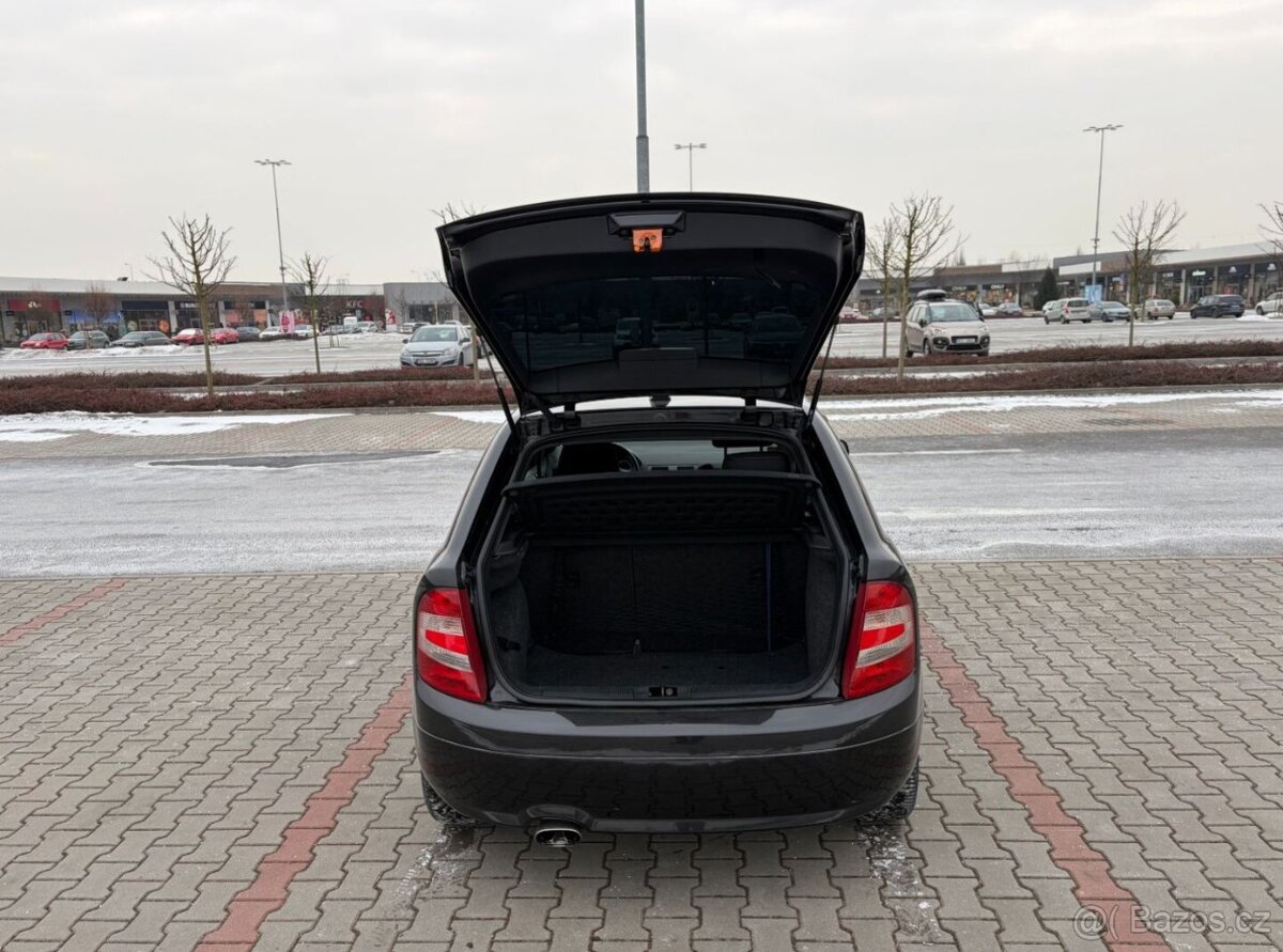 Škoda Fabia 1.9 TDi 96kw RS serviska - 15