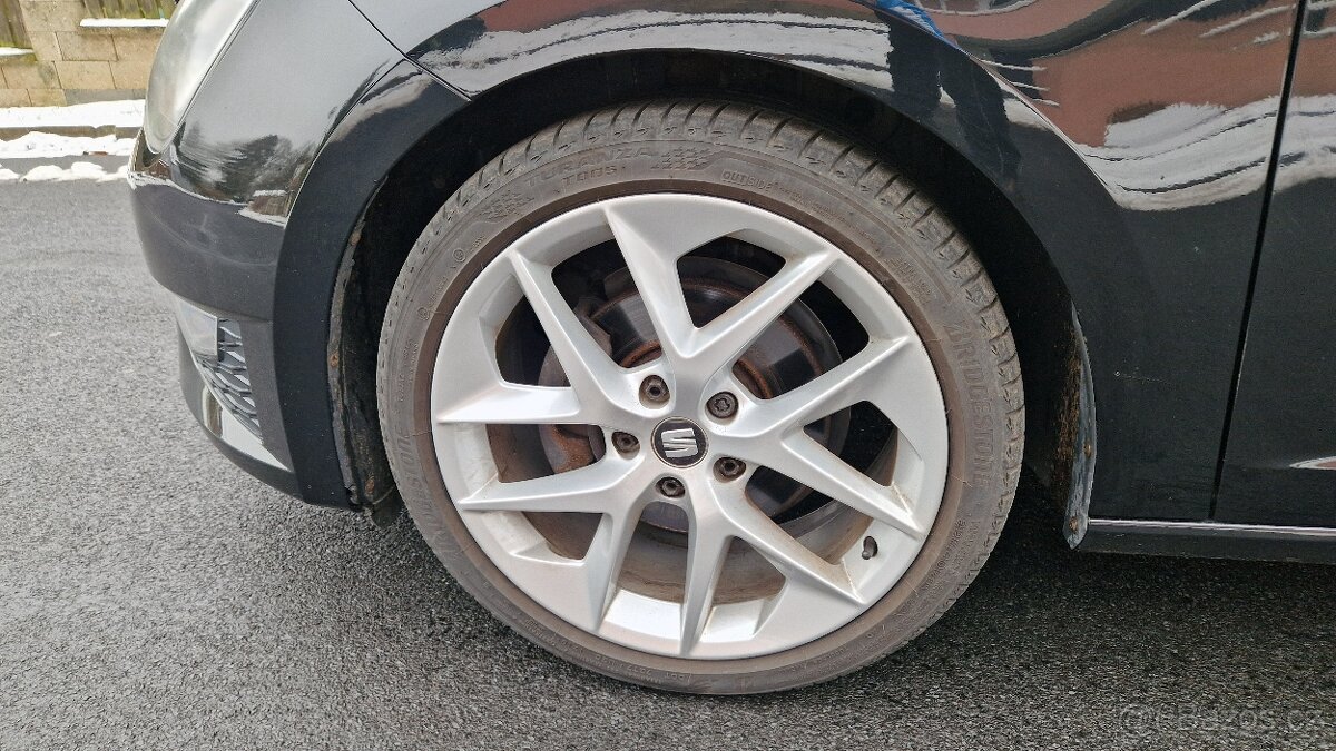 Seat Leon 1.4TSi FR 103Kw LED, Alu18, Navi Pěkný stav - 15