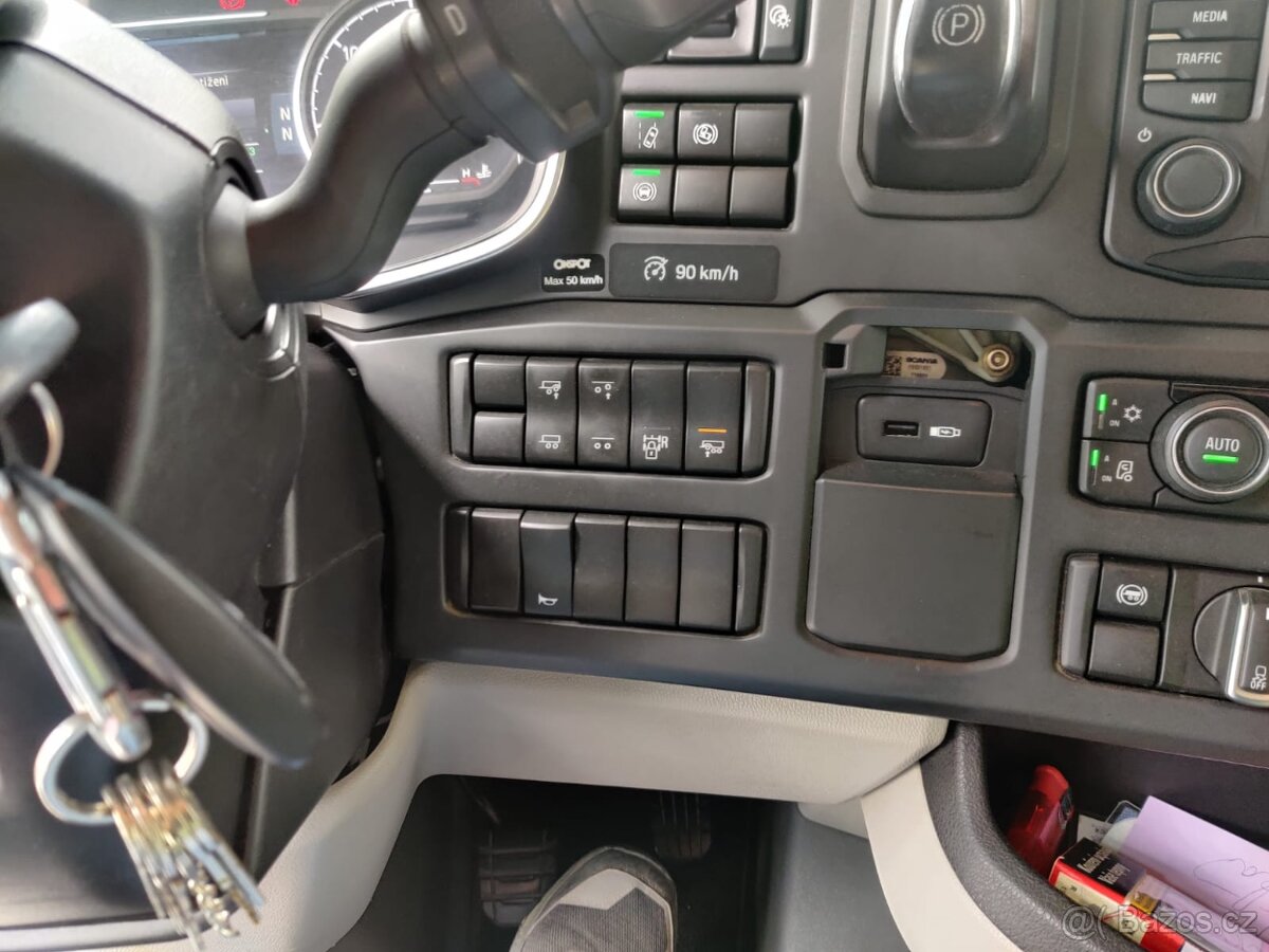 Tahač návěsů SCANIA S500 A6x2NB - 15